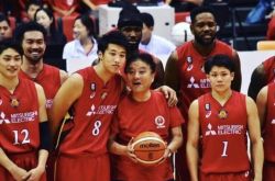 张天杰对中国篮球队做过怎样的评价，为何在国内引起轩然大波_张本