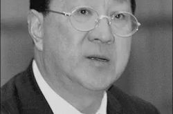 メディア：元財務省大臣が自宅で火災により亡くなりました