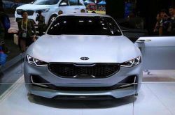 これは遠くから見ると60万台のように見えますが、実際には12万台の輸入車しか市場に出回っていません。誰がフォルク​​スワーゲンCCを購入するのでしょうか。
