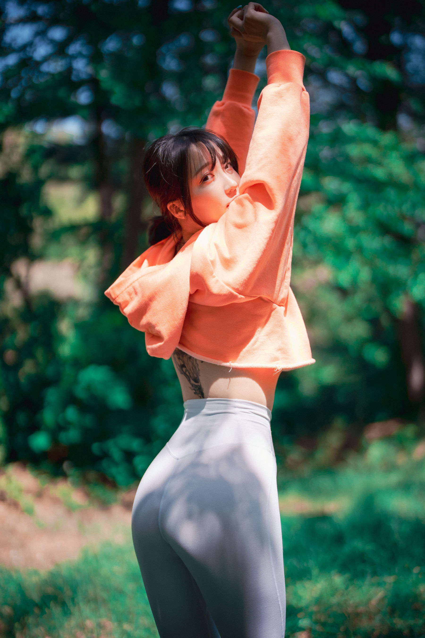 [DJAWA] Yeeun – Naughty Trekking 写真套图-番茄美图