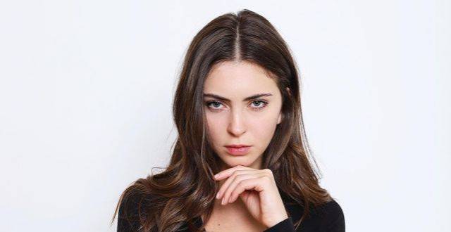 laura winges:加拿大身高180的长腿女模,颜值太高了!