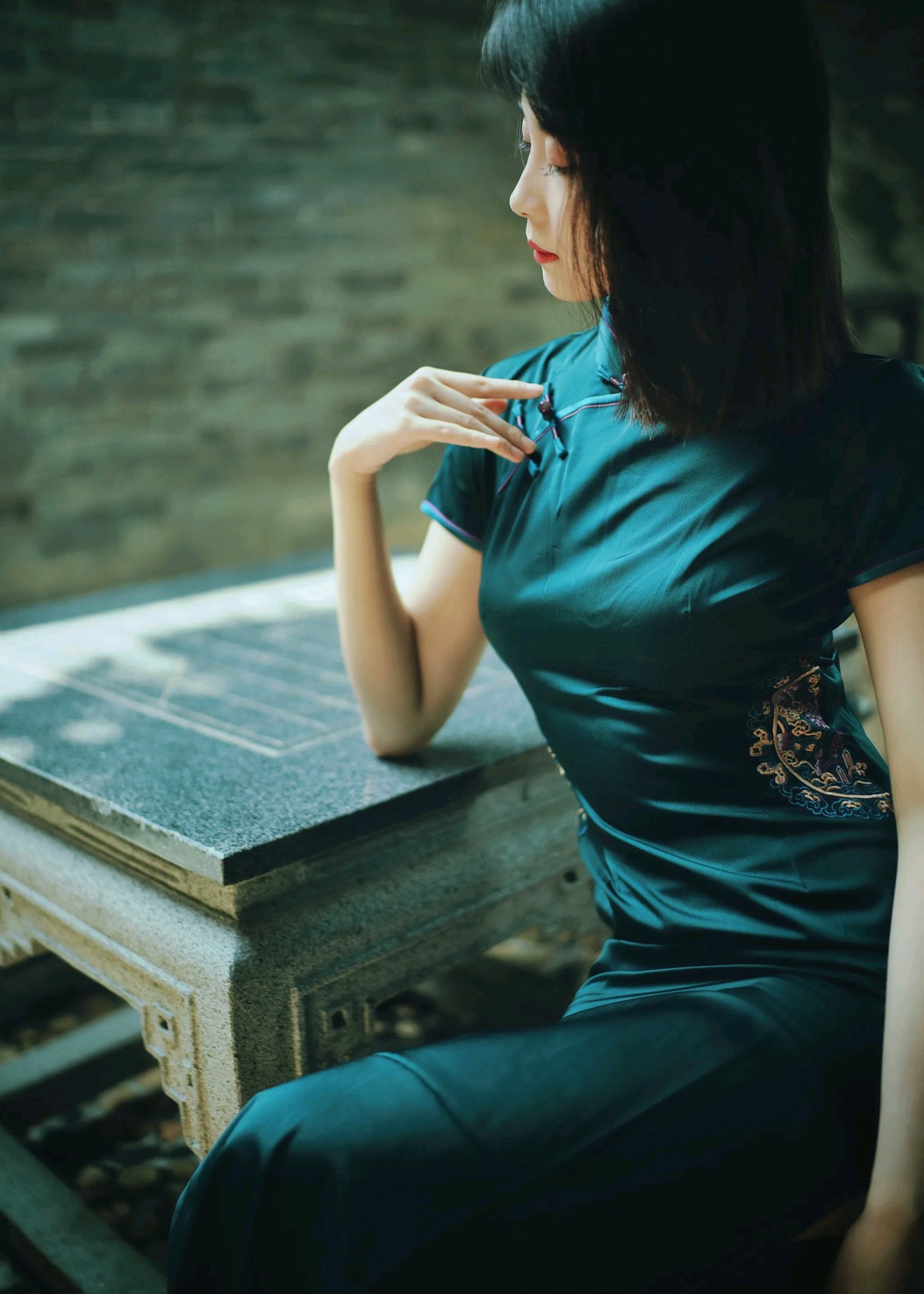 送你一组国风古韵的旗袍小姐姐