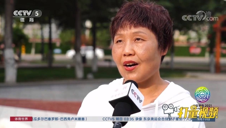 健身达人陈惠玲,义务教授广场舞