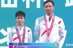 強い姉妹関係！ Quan Hongchanは、パフォーマンスが良くないZhang Jiaqiを慰め、Chen Yuxiを抱きしめ、厄介な動きをします