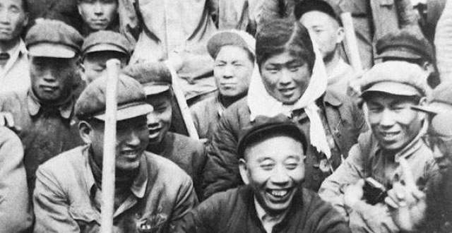 【党史馆长讲故事】王震将军的旧毛裤_腾讯新闻