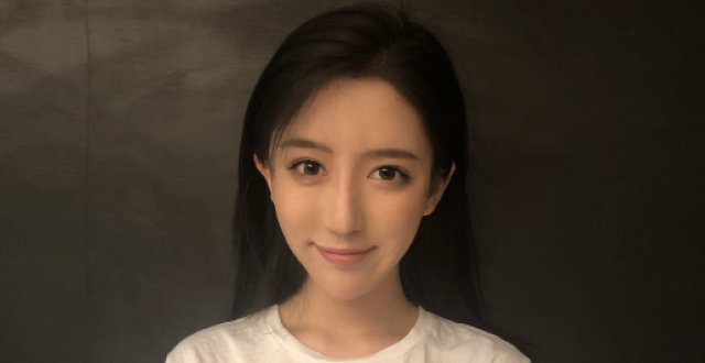 小团团的真名叫玉婷,呆妹儿的真名吉昕薇,沫子的真名有些奇怪