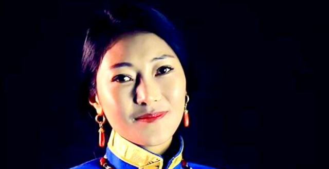 德格达拥-美丽的夏曲卡