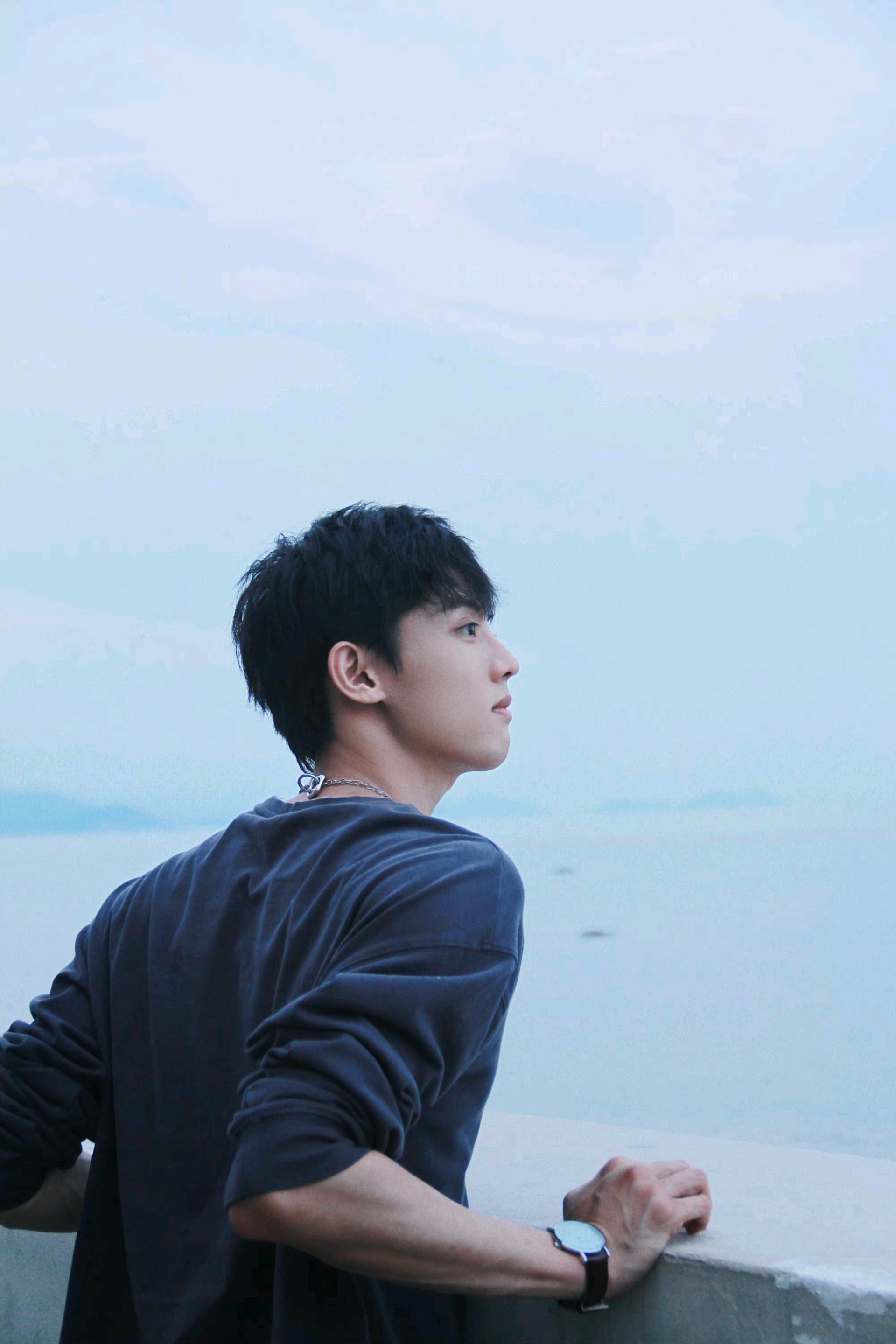 周峻纬‖落霞与孤鹜齐飞,秋水共长天一色_腾讯新闻