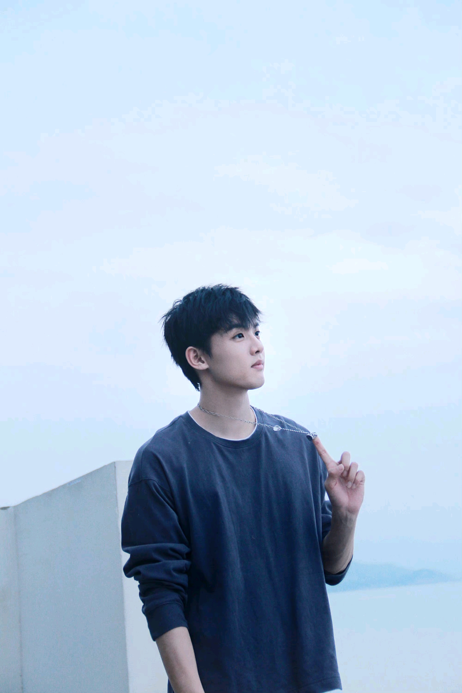 周峻纬‖落霞与孤鹜齐飞,秋水共长天一色_腾讯新闻