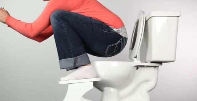 蹲坑蹲到腿麻怎么办?如何快速缓解呢?