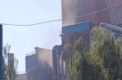 唐山市遷安市：黄砂鉄鋼の黄砂が直接排出され、環境汚染の原因となっています