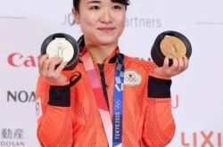伊藤美誠が21歳の誕生日を祝う：世界卓球選手権女子シングルス選手権で優勝