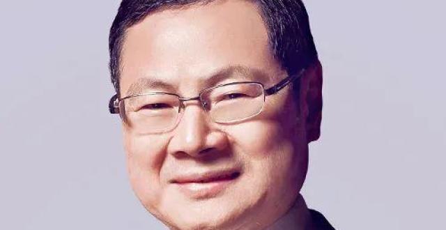 张近东卸任，新掌门登场！这还是你认识的苏宁吗？_腾讯新闻
