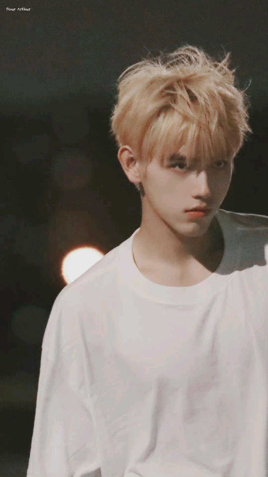 陈飞宇金发阿瑟帅到失语叻