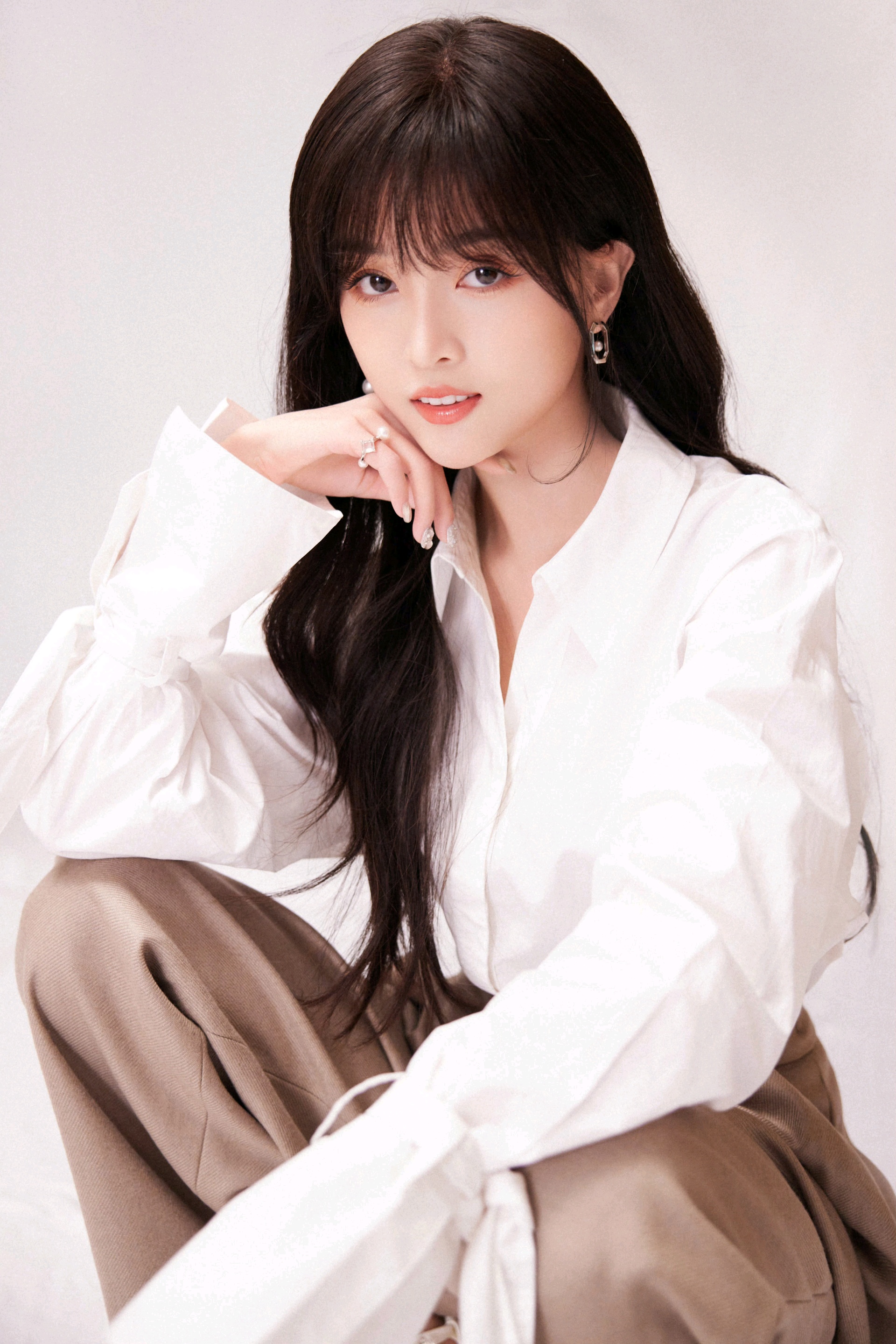 吴宣仪#感受洁白冬日的清新纯粹,底气全开绽放自由光芒