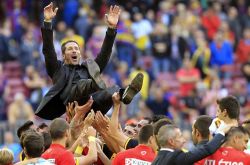 Simeone scored the highest salary of a football coach! 
