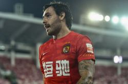 أكد وكيل شركة Golat أنه تقدم بطلب إلى فريق Guangzhou لإنهاء العقد