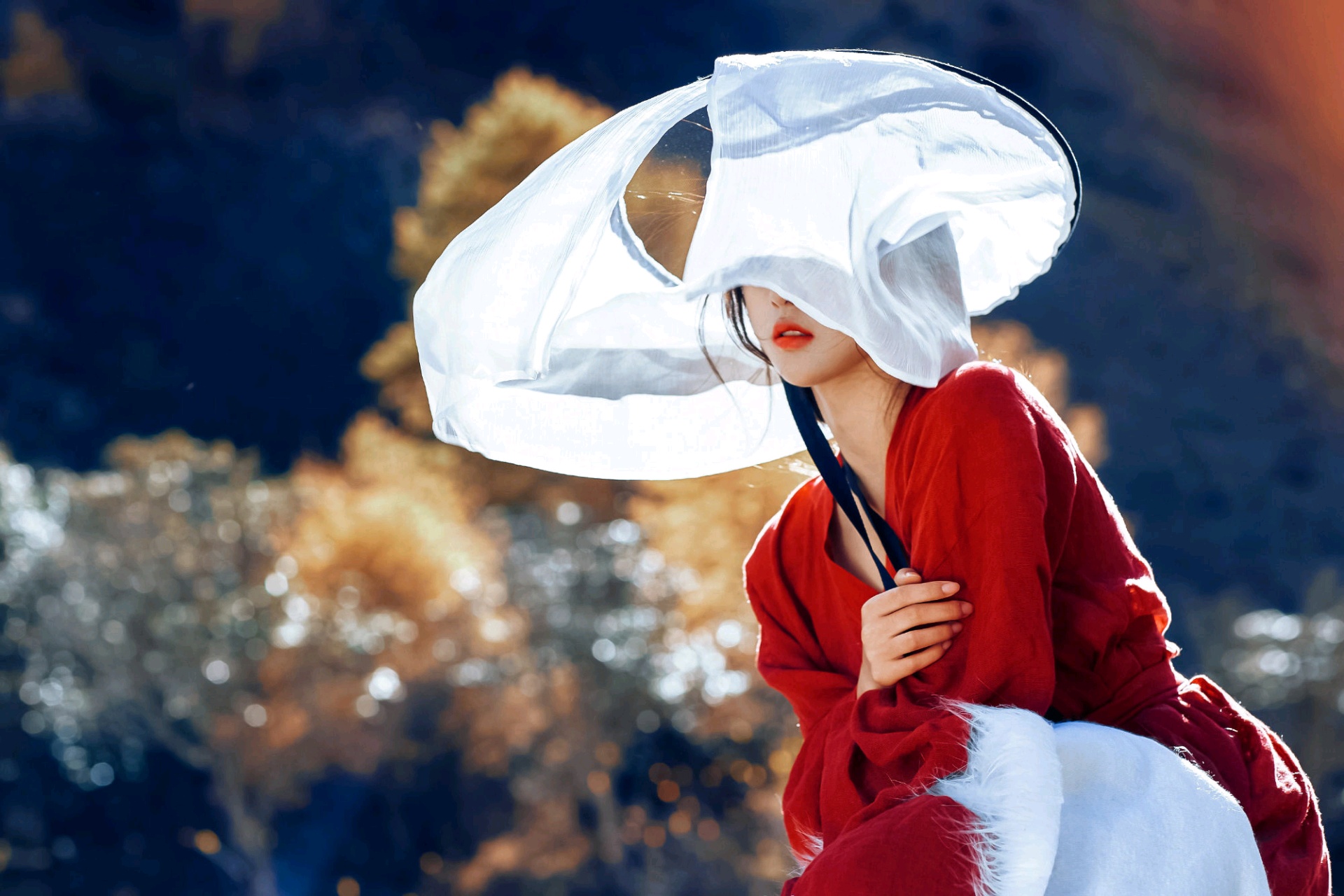 杨超越明眸皓齿一眼万年神女漫步人间