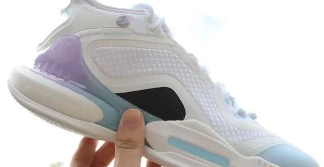 cp鞋窟最新文章