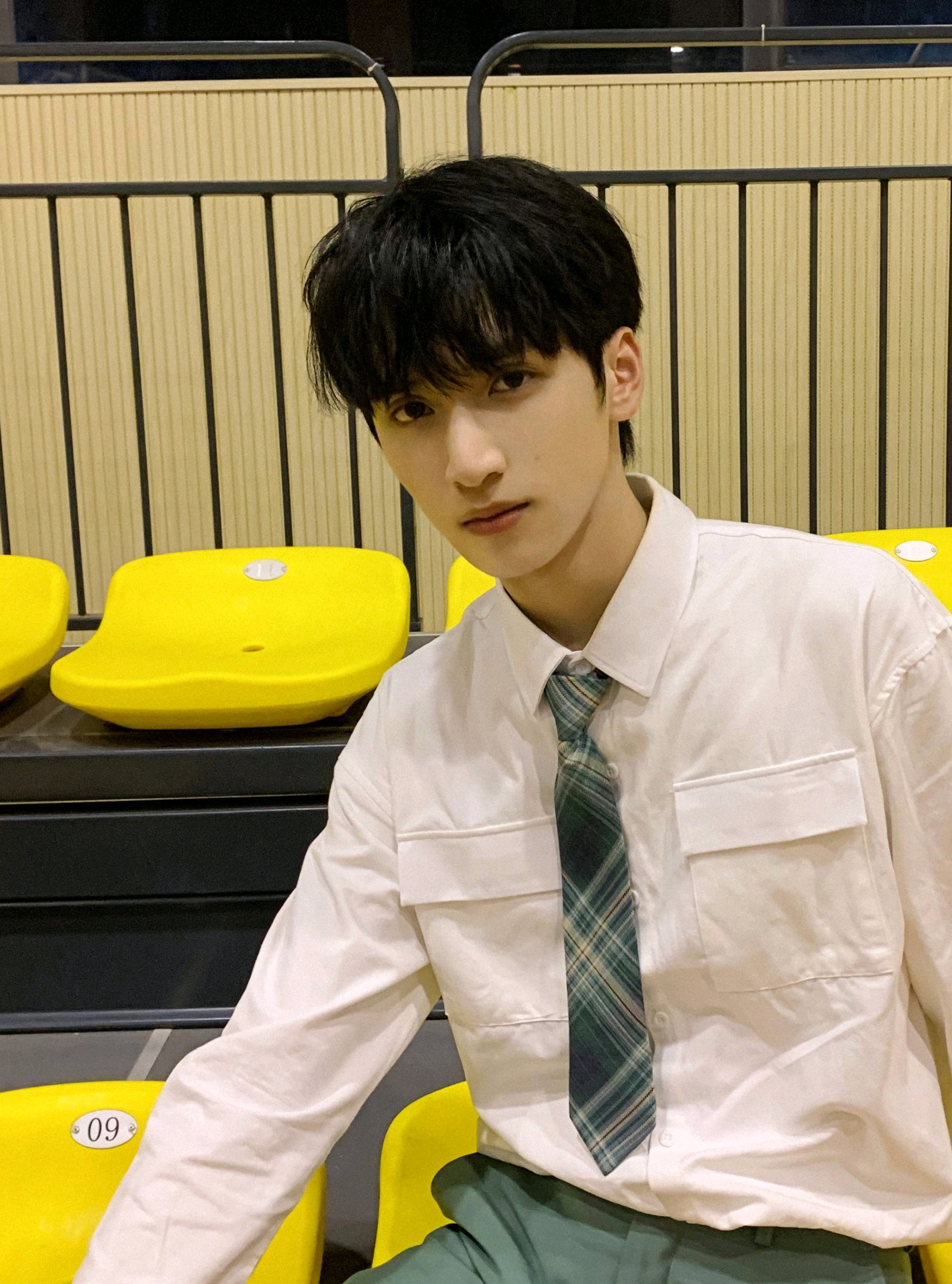 tnt时代少年团-严浩翔|希望天南海北的我们,都万事顺意_腾讯新闻