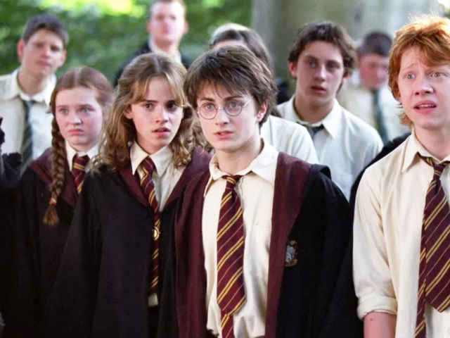 《哈利波特》要全员重聚了!20年后铁三角将回归魔法开始的地方