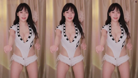 BJ金娜美(퀸다미)韩国美女超短裙加特林热舞208.4 MB无水印未删减下载
