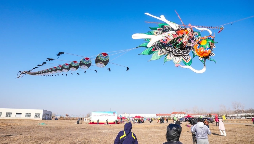 放风筝能有多少花样?顺义这场风筝大赛让你大开眼界