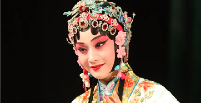 一生爱好是天然，90后闺门旦张冉与杜丽娘的三段情缘_腾讯新闻