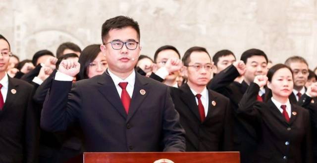 身边的榜样｜曹杰：公诉席上的战士，改革潮头的先锋_腾讯新闻