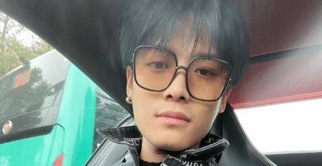 "网瘾少年"小杨哥,不工作攒出数亿身家,真实背景曝光,真牛