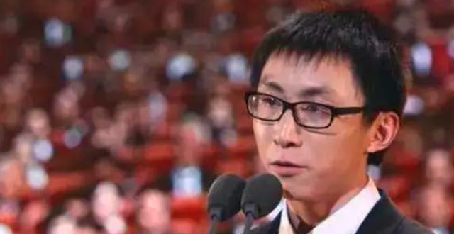 刘路：高考考575分，20岁攻克世界级难题，破格成为最年轻的教授_腾讯新闻