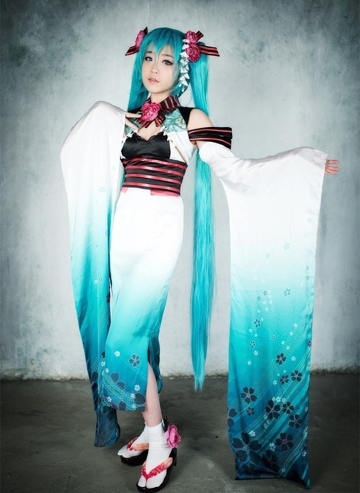 螺旋猫异国歌姬版初音未来Cosplay2