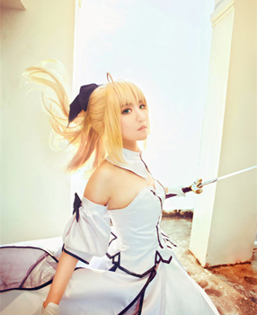 FATE Saber lily COSPLAY