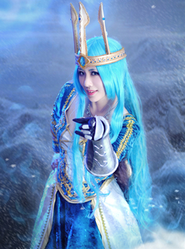 冰雪女皇艾希COSPLAY