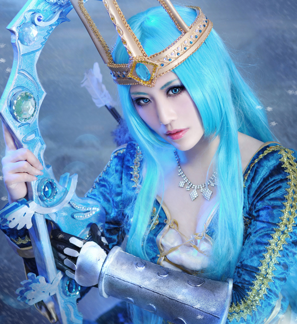 冰雪女皇艾希COSPLAY7