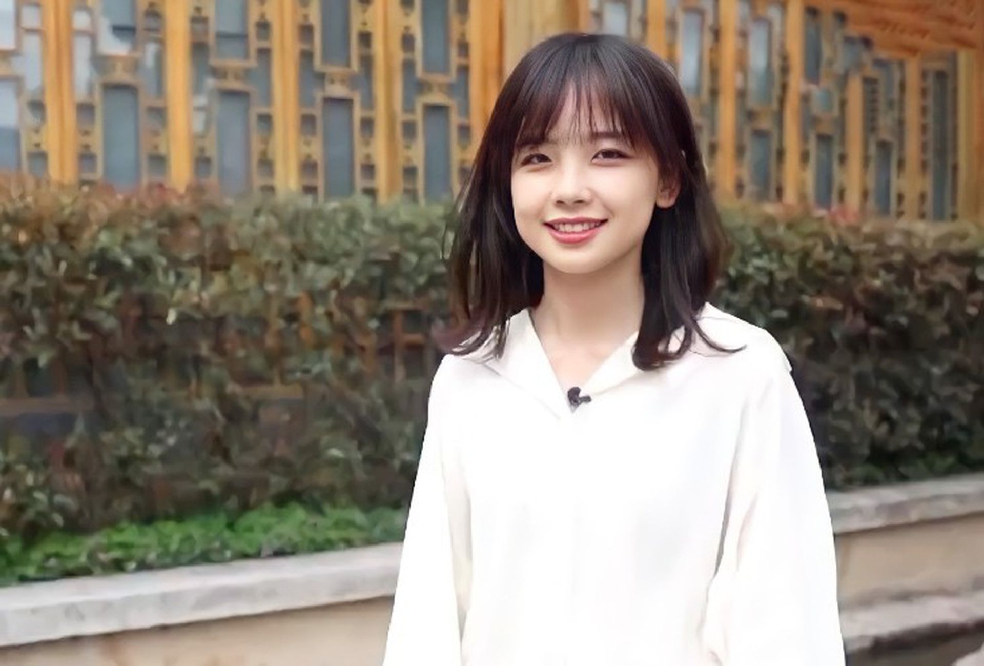 这两天,在网络上突然出现了许多与央视美女记者,"国民初恋"王冰冰有关