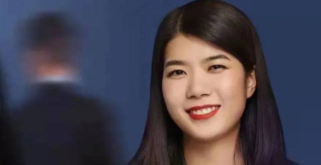 脱口秀演员杨笠做客《舍得智慧人物》第五季：我的人生是一场有痛苦的喜剧_腾讯新闻