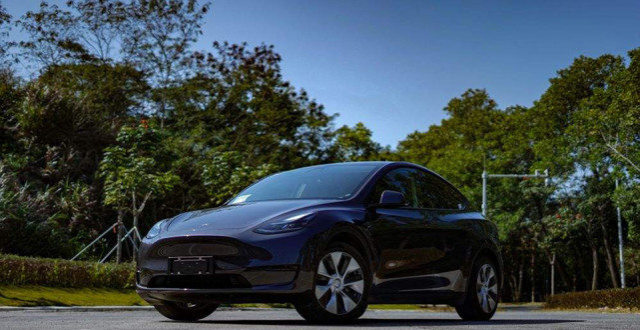 Model Y：保险真涨到上万？我们去特斯拉问了问_腾讯新闻