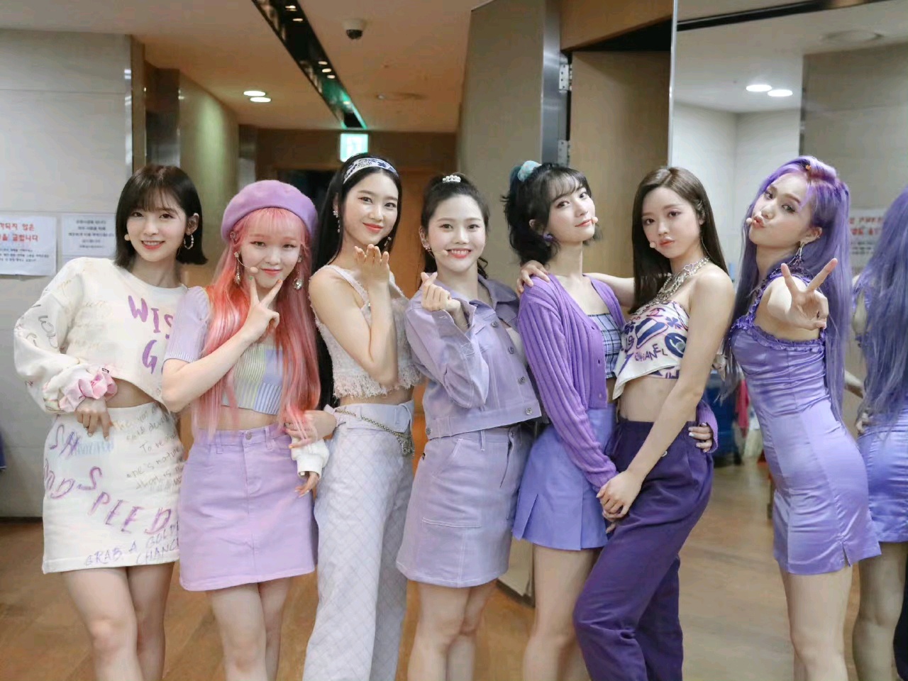 组合成员孙娜恩进入前十,本月团体进入前五,同时apink的特别专辑也会