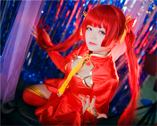 明殇虚拟歌姬东方栀子cosplay8