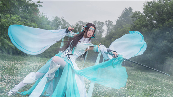 苏和剑网三雪河琴娘cosplay4