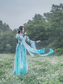 苏和cosplay剑网三雪河琴娘