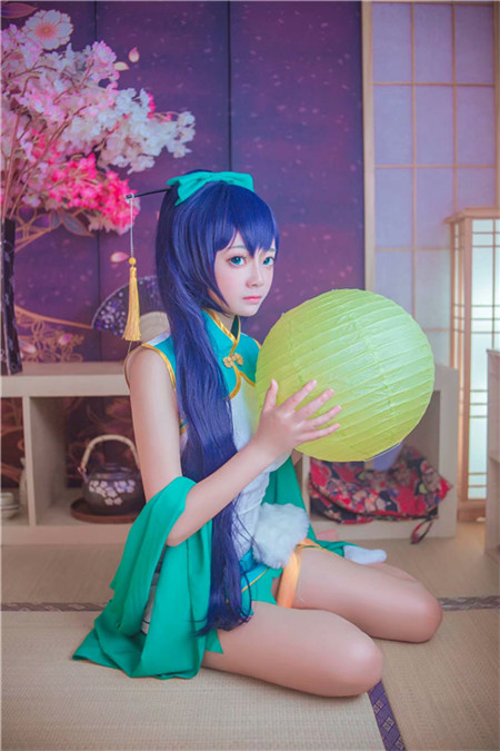 莹草小姐姐的旗袍性感cosplay8