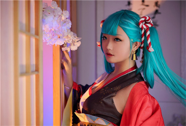 仙贝鸦miku百火缭乱cosplay2