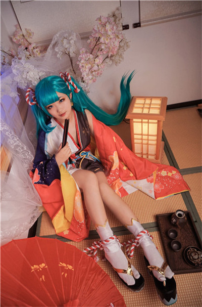 仙贝鸦miku百火缭乱cosplay5