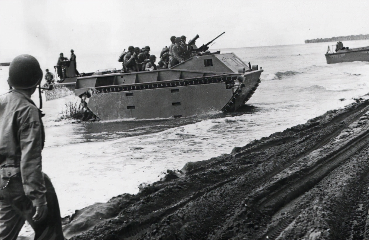 图为瓜岛战役美军二战初期的美国被日本打了个措手不及,美军太平洋