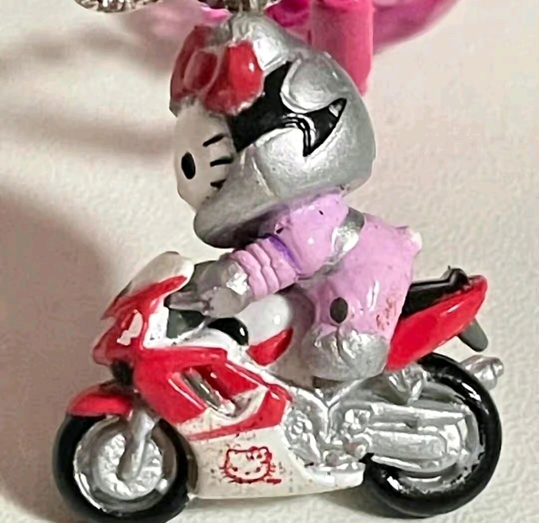 hellokitty·骑摩托的情侣头像吖