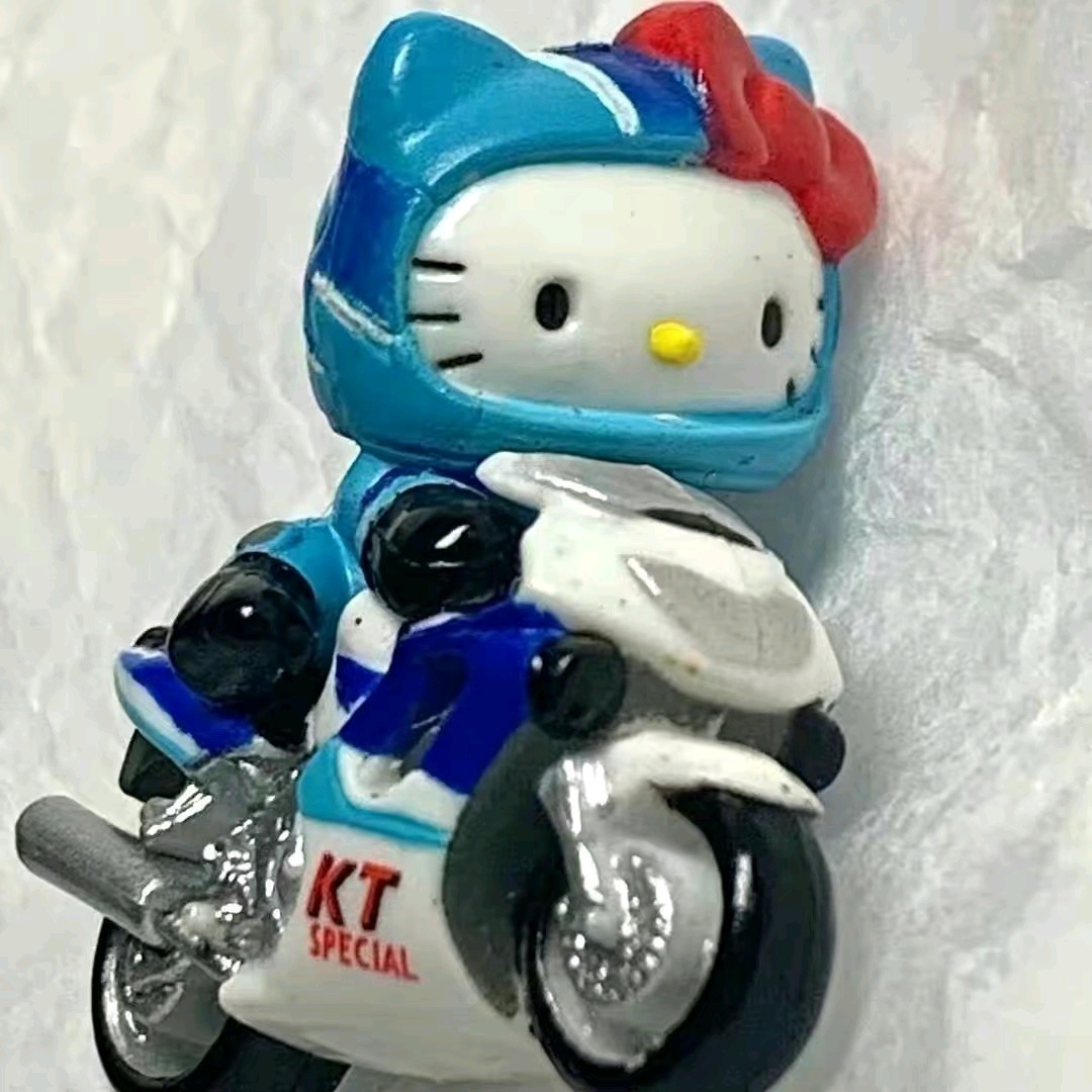 hellokitty·骑摩托的情侣头像吖
