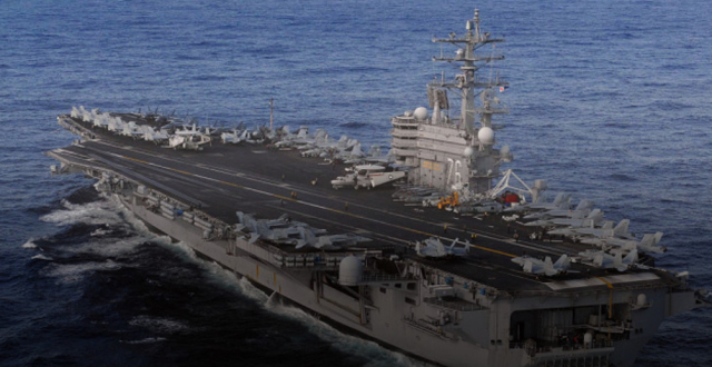 美军“3＋2”航母编队集结西太平洋 专家：交班导致，不会太久