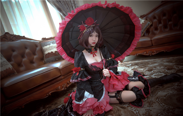 苷罗日王者荣耀哥特露娜cosplay5